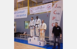 Arthur Amonles et Matthieu Rollin sur le podium en Jujitsu compétition