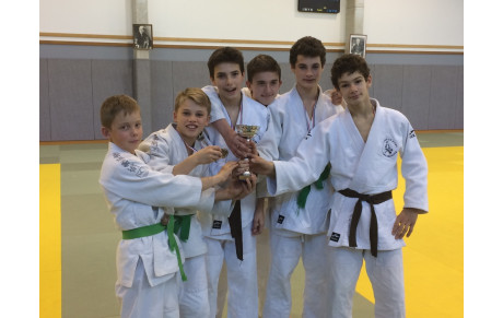 Très belle médaille de bronze pour notre équipe Minimes garçons à Houilles