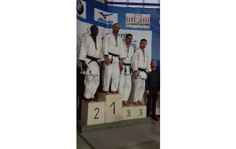 Arthur Amonles 2ème au Master Vétérans de l'Anjou