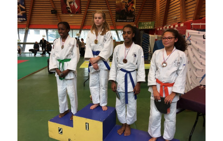 Enora Poirier en Or, Noam Ghalimi en Bronze au tournoi de Garches