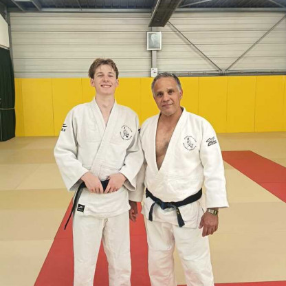 🥋 Jacques rejoint le grand club des ceintures noires !